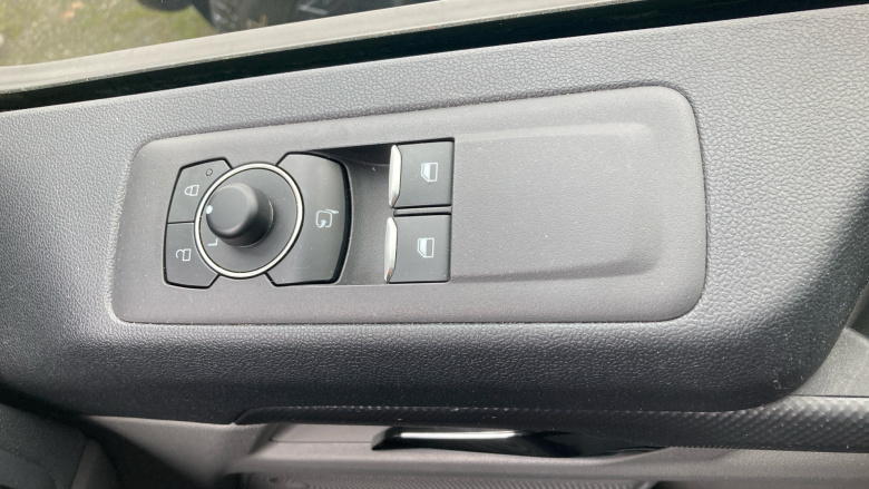 Ford Transit Custom 280 L1 Diesel Fwd 2.0 EcoBlue 136ps H1 Van Limited